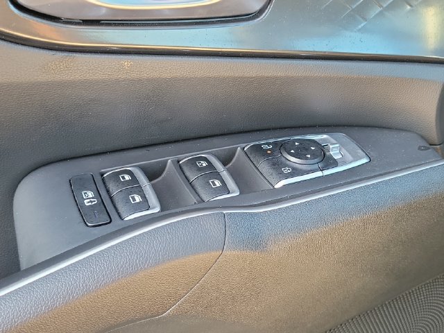 Used 2025 Kia Sorento S w/ Panoramic Sunroof Package FWD image 16