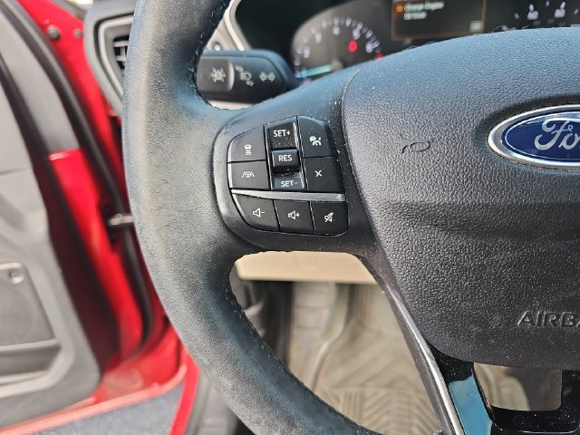 Used 2021 Ford Escape SE w/ SE Sport Appearance Package FWD image 18