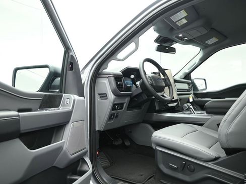 New 2025 Ford F150 Lightning Flash image 8