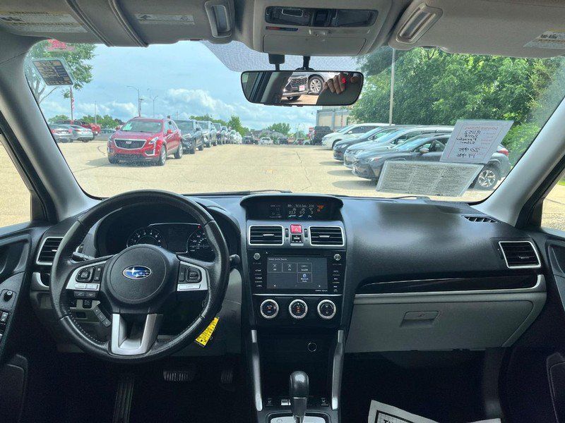 Used 2018 Subaru Forester 2.5i Limited w/ Popular Package #2 AWD/4WD image 11