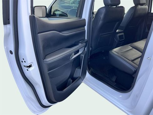 Used 2025 Ford Ranger Lariat w/ Advanced Towing Package image 15