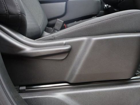 New 2025 GMC Sierra 1500 SLE w/ Preferred Package AWD/4WD image 8