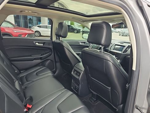 Used 2020 Ford Edge Titanium w/ Class II Trailer Tow Package AWD/4WD image 24
