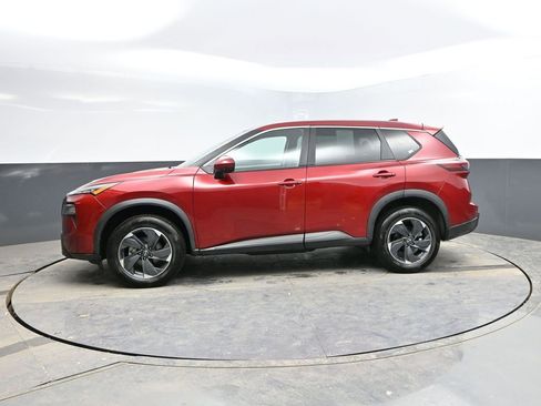Used 2025 Nissan Rogue SV image 6