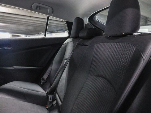 Certified 2017 Toyota Prius Two w/ Carpet Mat Package FWD image 19