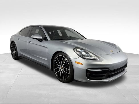 Used 2023 Porsche Panamera w/ Premium Package RWD image 4