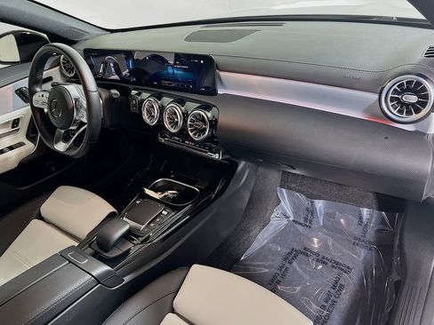 Used 2022 Mercedes-Benz CLA 35 AMG 4MATIC image 25