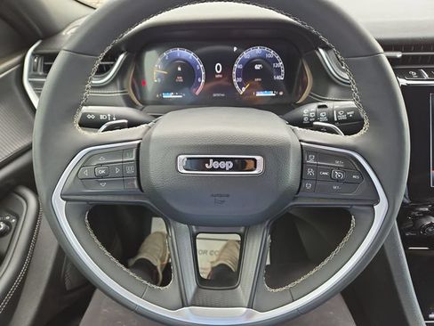 Used 2024 Jeep Grand Cherokee L Laredo AWD/4WD image 20