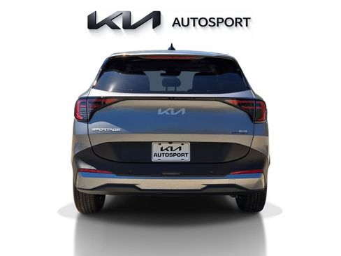 New 2026 Kia Sportage LX image 9