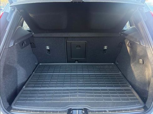 Used 2023 Volvo XC40 B5 Plus w/ Driver Assist Package image 11