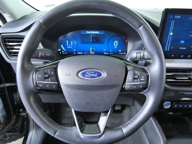 Certified 2024 Ford Escape Platinum AWD/4WD image 29