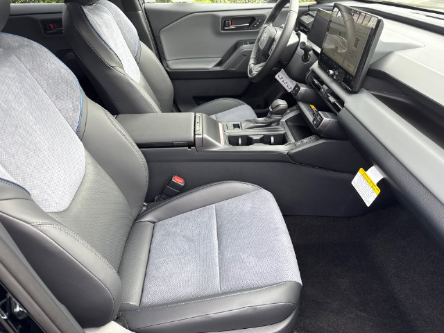 New 2026 Toyota RAV4 XSE w/ Weather Package AWD/4WD image 15