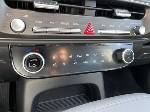 New 2026 Hyundai Palisade SEL Premium image 16