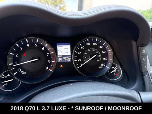 Used 2018 INFINITI Q70 L 3.7 w/ Sensory Package AWD/4WD image 10