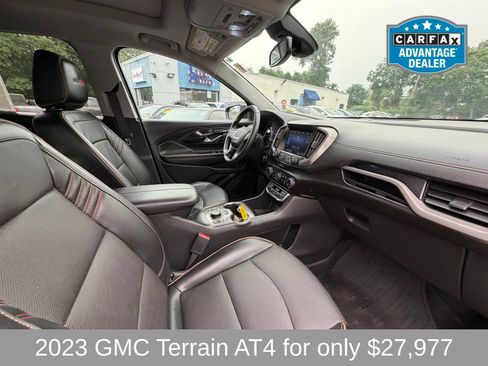 Used 2023 GMC Terrain AT4 w/ Tech Package AWD/4WD image 11