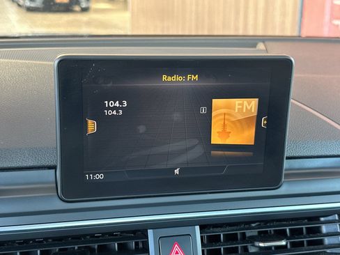 Used 2018 Audi A4 Sedan AWD/4WD image 23