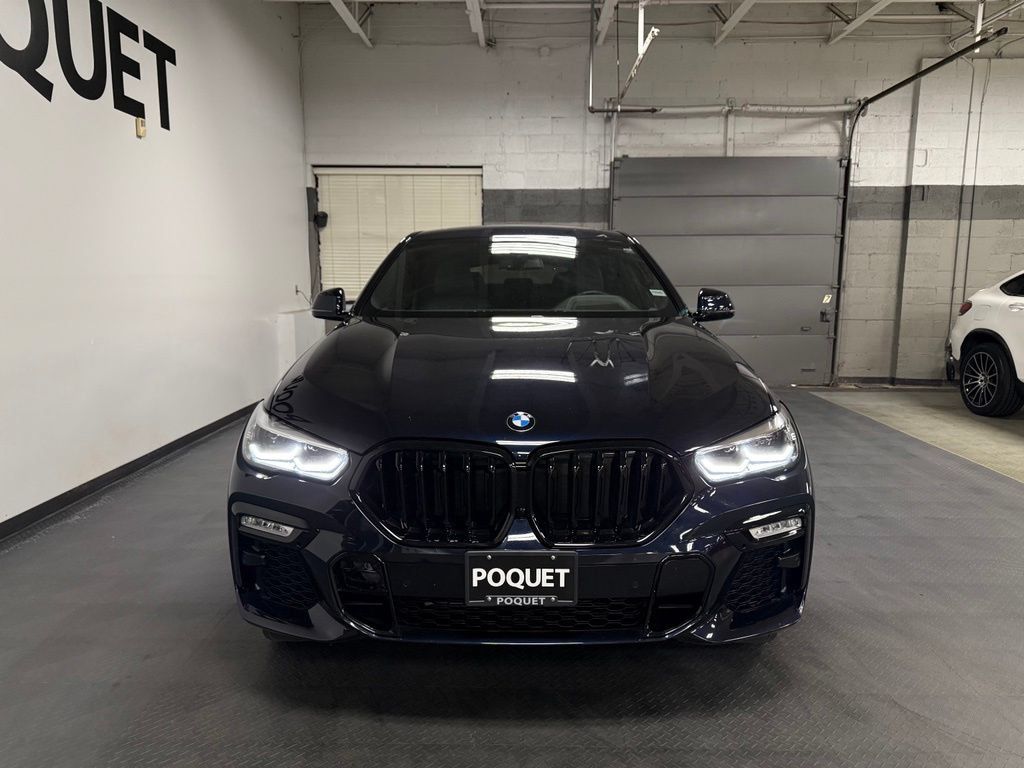 Used 2021 BMW X6 xDrive40i w/ M Sport Package AWD/4WD image 3