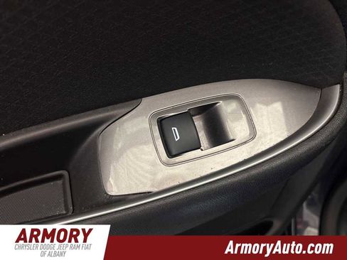 Used 2023 Chevrolet Malibu LT image 23