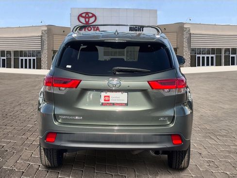 Certified 2019 Toyota Highlander XLE image 7