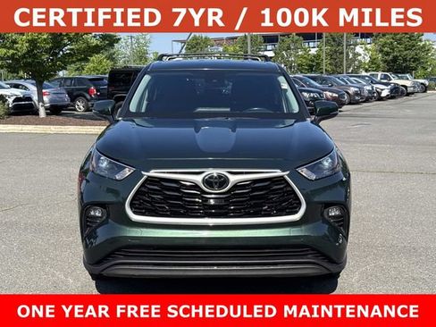 Used 2023 Toyota Highlander LE FWD image 6