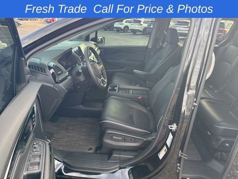 Used 2023 Honda Odyssey Elite image 12