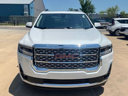 Used 2022 GMC Acadia Denali w/ Denali Technology Package FWD image 5