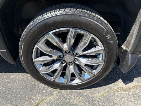 Used 2024 GMC Sierra 1500 Denali w/ Denali Reserve Package AWD/4WD image 4