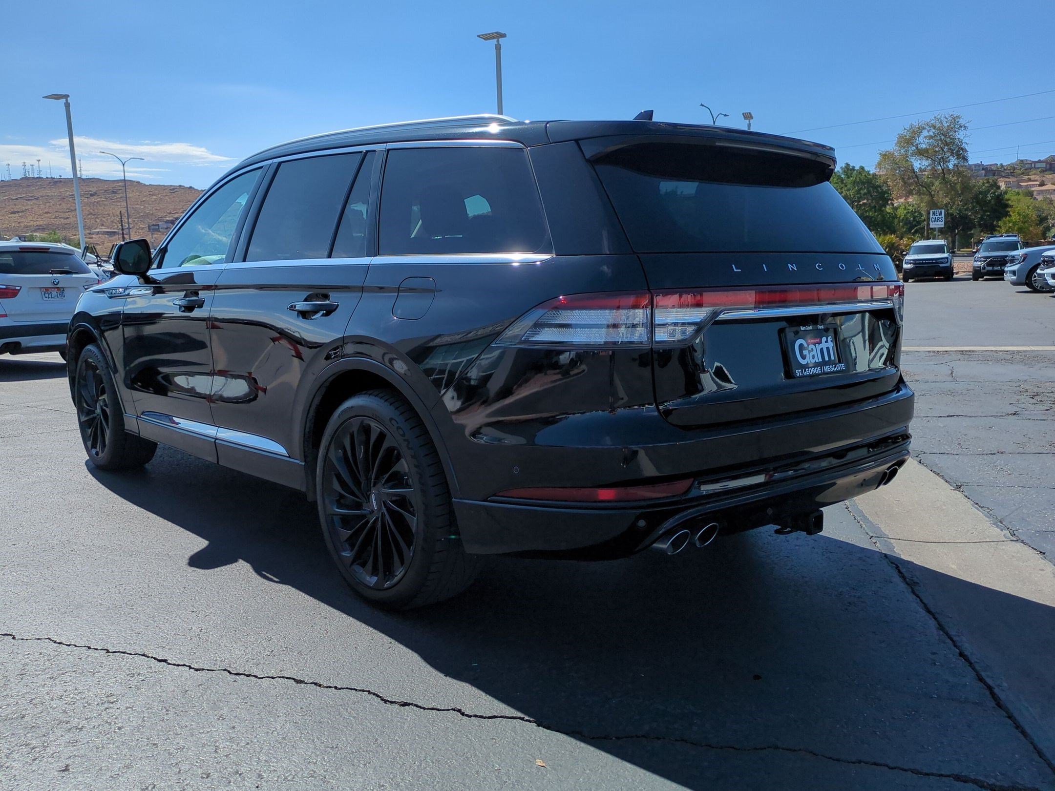 Used 2021 Lincoln Aviator Reserve w/ Equipment Group 208A AWD/4WD image 6