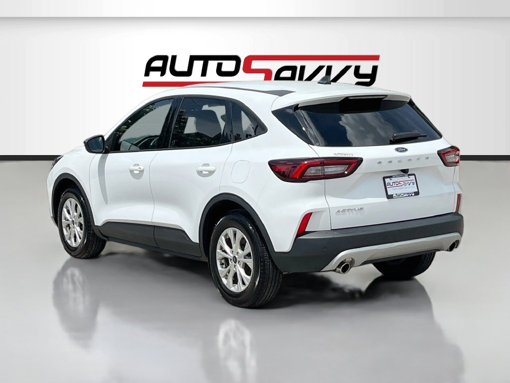 Used 2026 Ford Escape Active w/ Tech Pack #1 FWD image 5