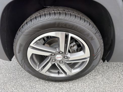 Used 2020 GMC Terrain SLT w/ Preferred Package FWD image 18