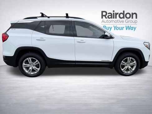Used 2018 GMC Terrain SLE w/ Driver Convenience Package AWD/4WD image 8