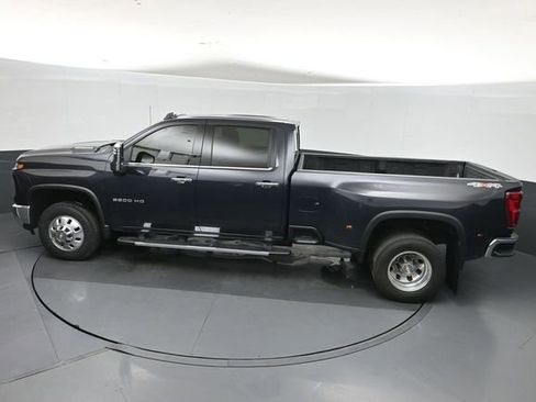 Used 2024 Chevrolet Silverado 3500 LTZ w/ LTZ Plus Package AWD/4WD image 34