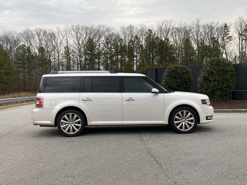 Used 2018 Ford Flex Limited w/ Equipment Group 301A image 5