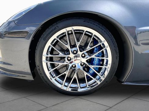 Used 2009 Chevrolet Corvette ZR1 w/ Preferred Equipment Group RWD image 10