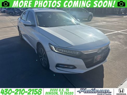 Used 2019 Honda Accord Touring image 1