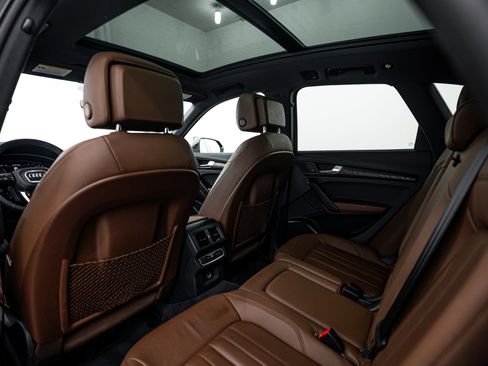 Used 2020 Audi Q5 2.0T Premium w/ Convenience Package image 19