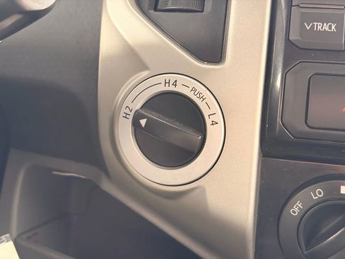 Used 2013 Toyota Tacoma 4x4 Double Cab w/ SR5 Pkg image 28