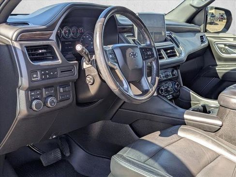 Used 2021 Chevrolet Tahoe Z71 w/ Z71 Signature Package image 9