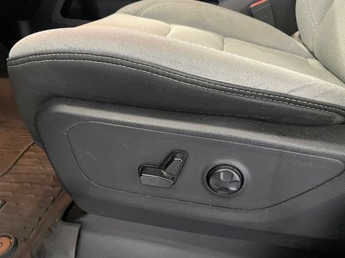 Used 2019 RAM 1500 Big Horn AWD/4WD image 10