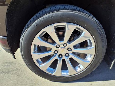 Used 2020 Chevrolet Silverado 1500 High Country image 23