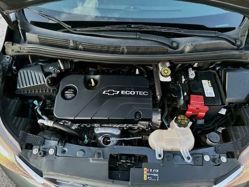 Used 2020 Chevrolet Spark LT image 30