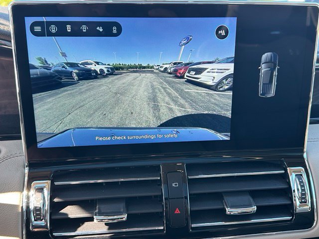 Used 2023 Lincoln Navigator L Reserve AWD/4WD image 32