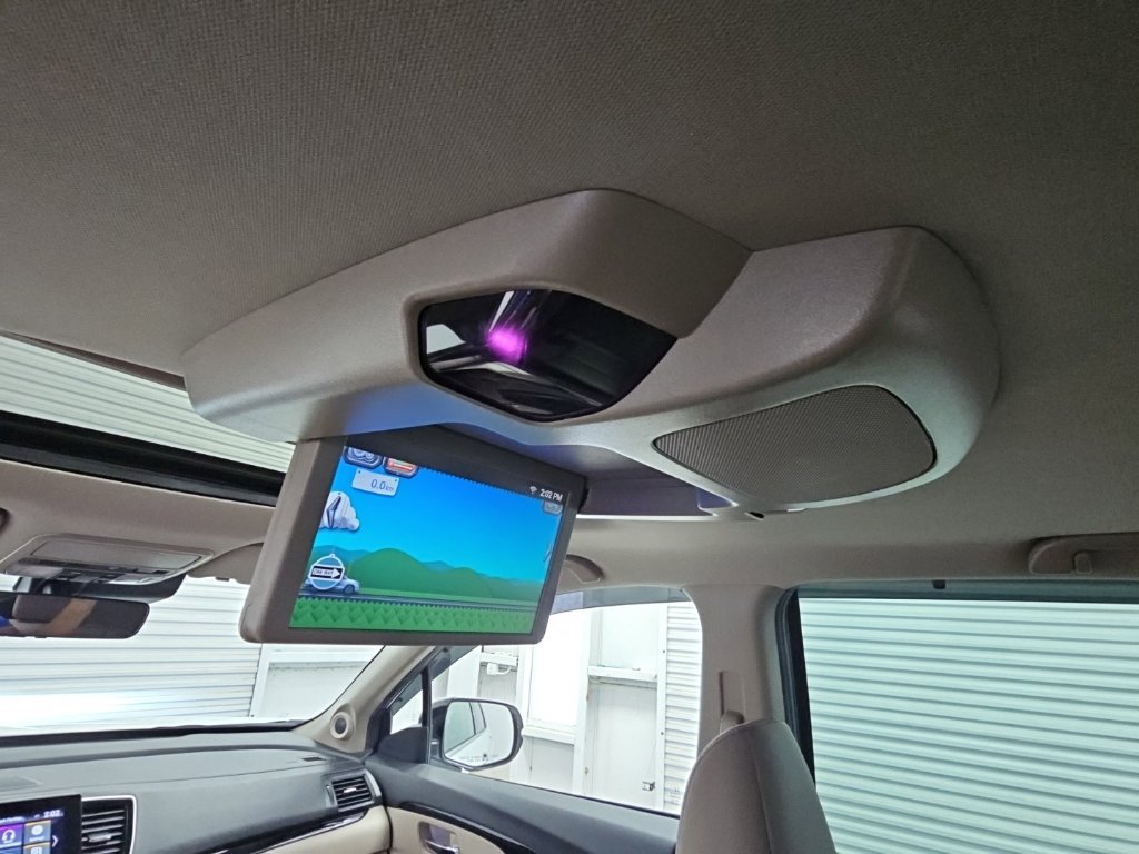 Used 2022 Honda Pilot Touring image 35