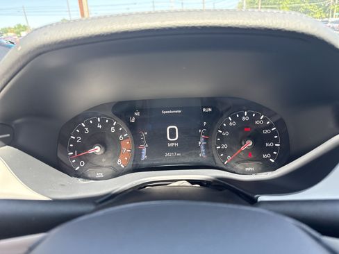 Used 2025 Jeep Compass Limited AWD/4WD image 14