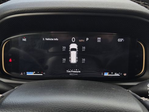 New 2025 Jeep Wagoneer Series II w/ Convenience Group I image 7