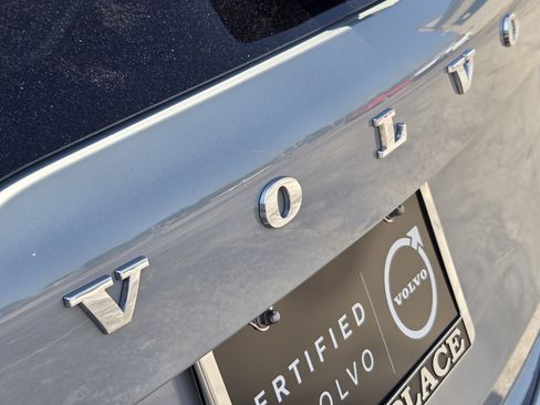 Used 2026 Volvo XC90 B6 Plus w/ Protection Package Premier AWD/4WD image 40