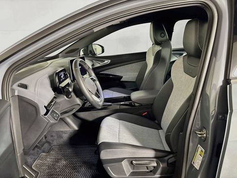 Certified 2025 Volkswagen ID.4 Pro RWD image 12
