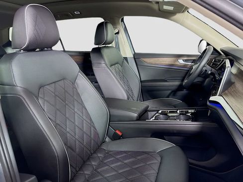 New 2026 Volkswagen Atlas SEL Premium R-Line AWD/4WD image 32