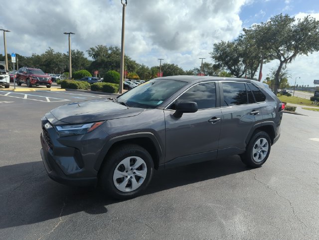 Used 2024 Toyota RAV4 LE FWD image 13