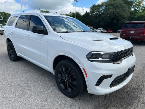 Used 2022 Dodge Durango GT w/ Blacktop Package AWD/4WD image 3